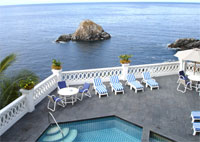 Amazing Pool at Palace by the Sea in La Punta Manzanillo